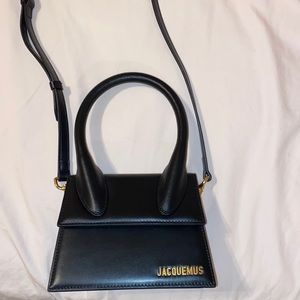JACQUEMUS
Black 'Le Chiquito Moyen' Top Handle Bag